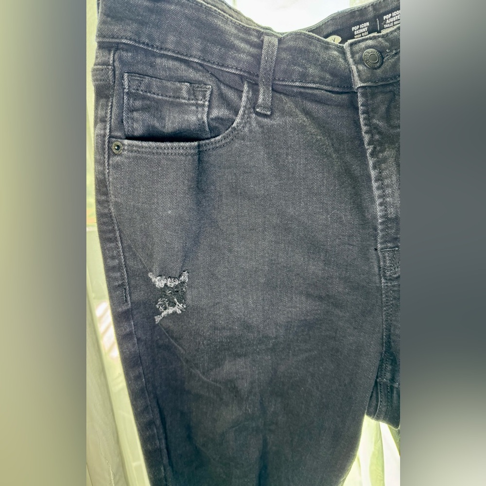 Old Navy Black Skinny Jeans Distressed Look
